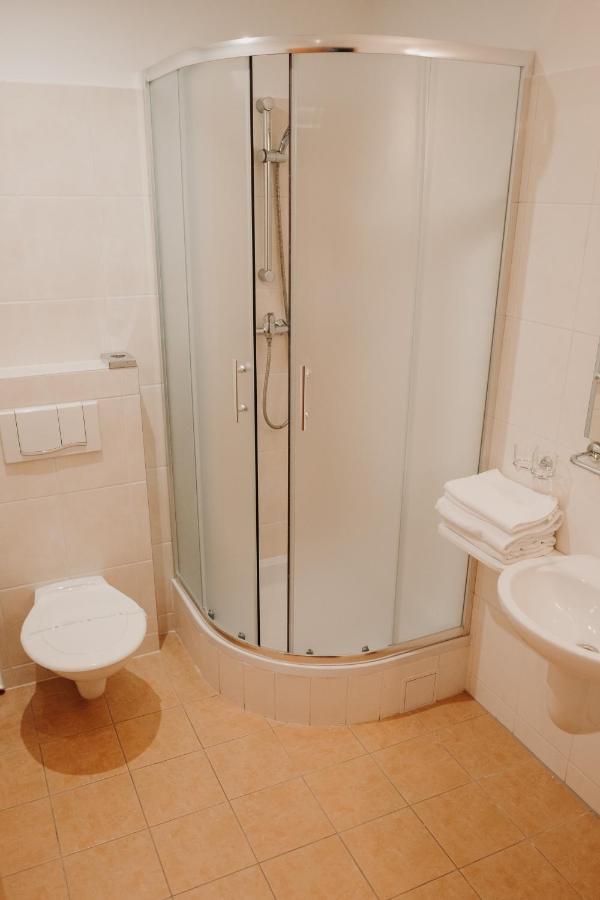 Golf Hotel Austerlitz Екстериор снимка